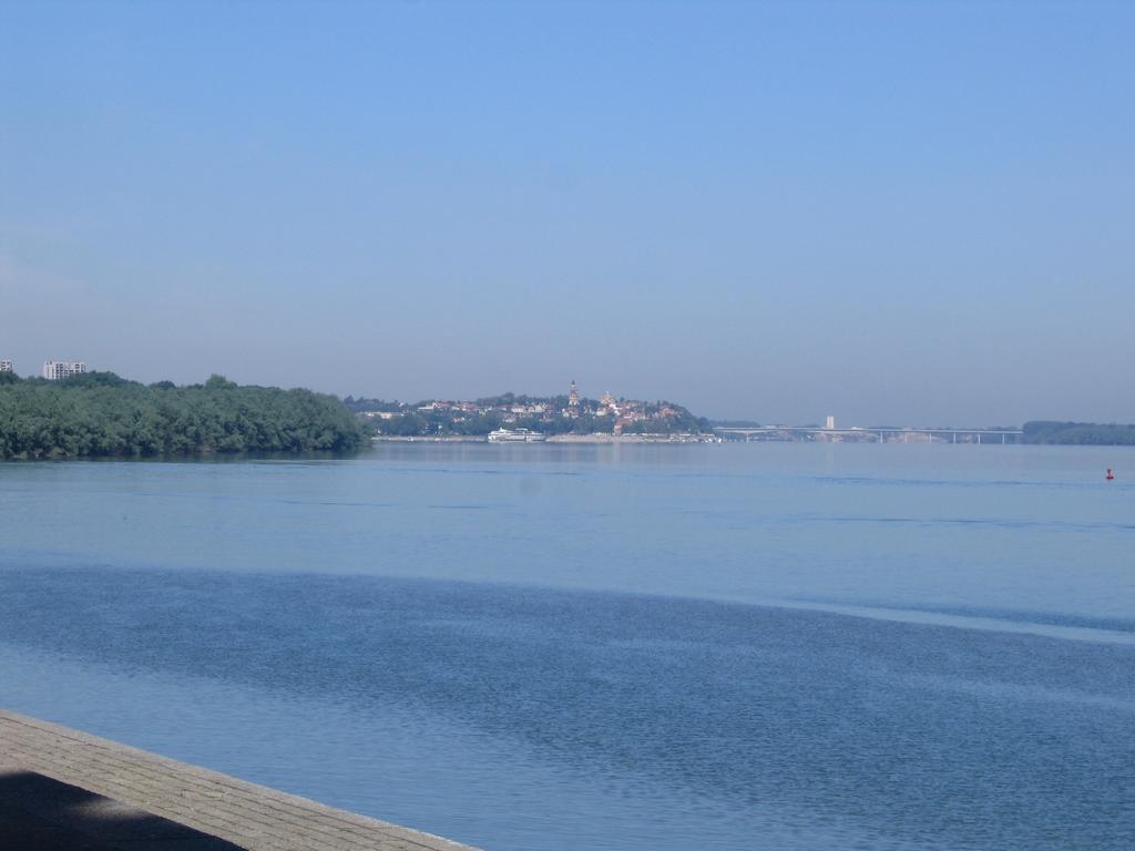 Danube Apartment Belgrade Extérieur photo